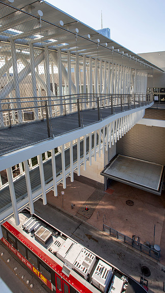 Austin Hilton 天桥-4