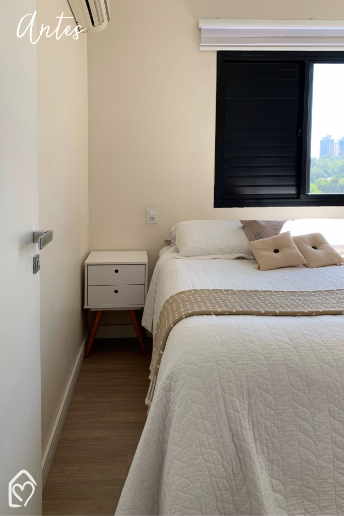 Antes e depois do quarto com painel ripado - Casa das Amigas-1