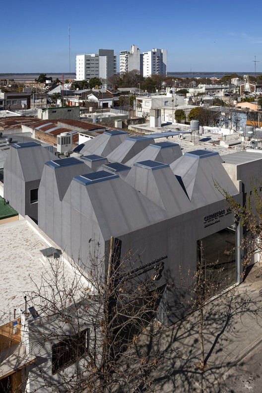 阿根廷 SCC·Villa Clinic 的多面膜设计-15