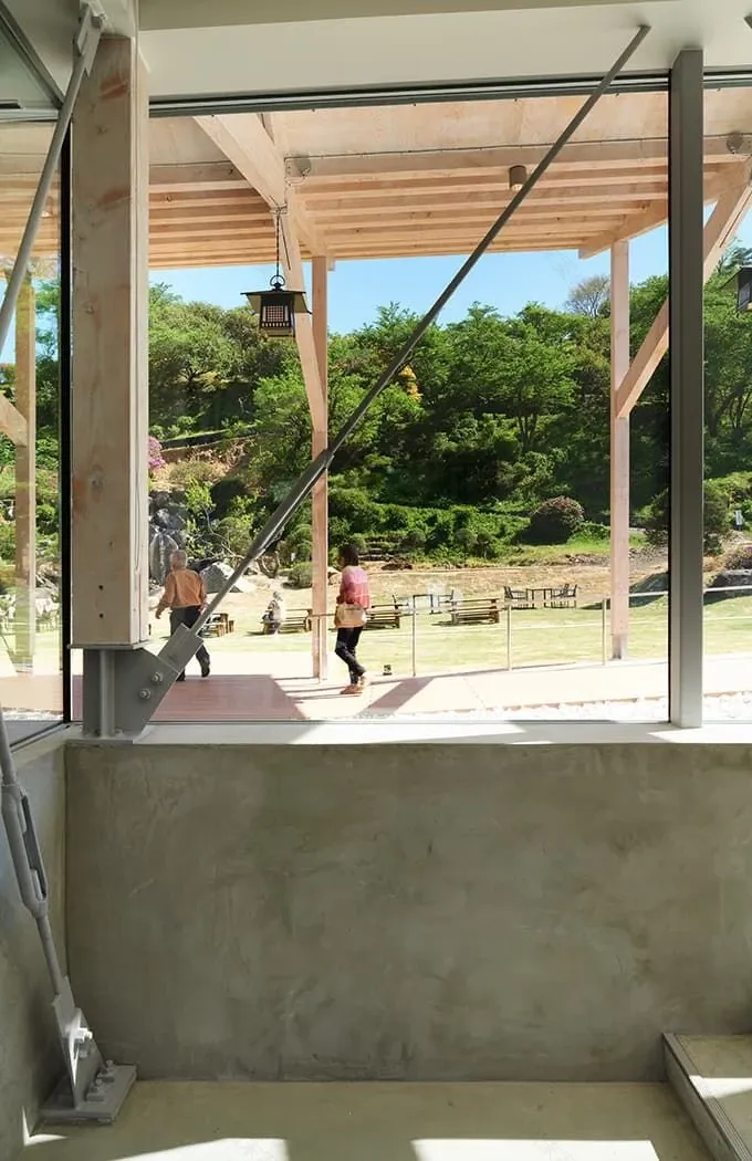 KANAHEBISUI Shrine Gaien SandoTerrace-24