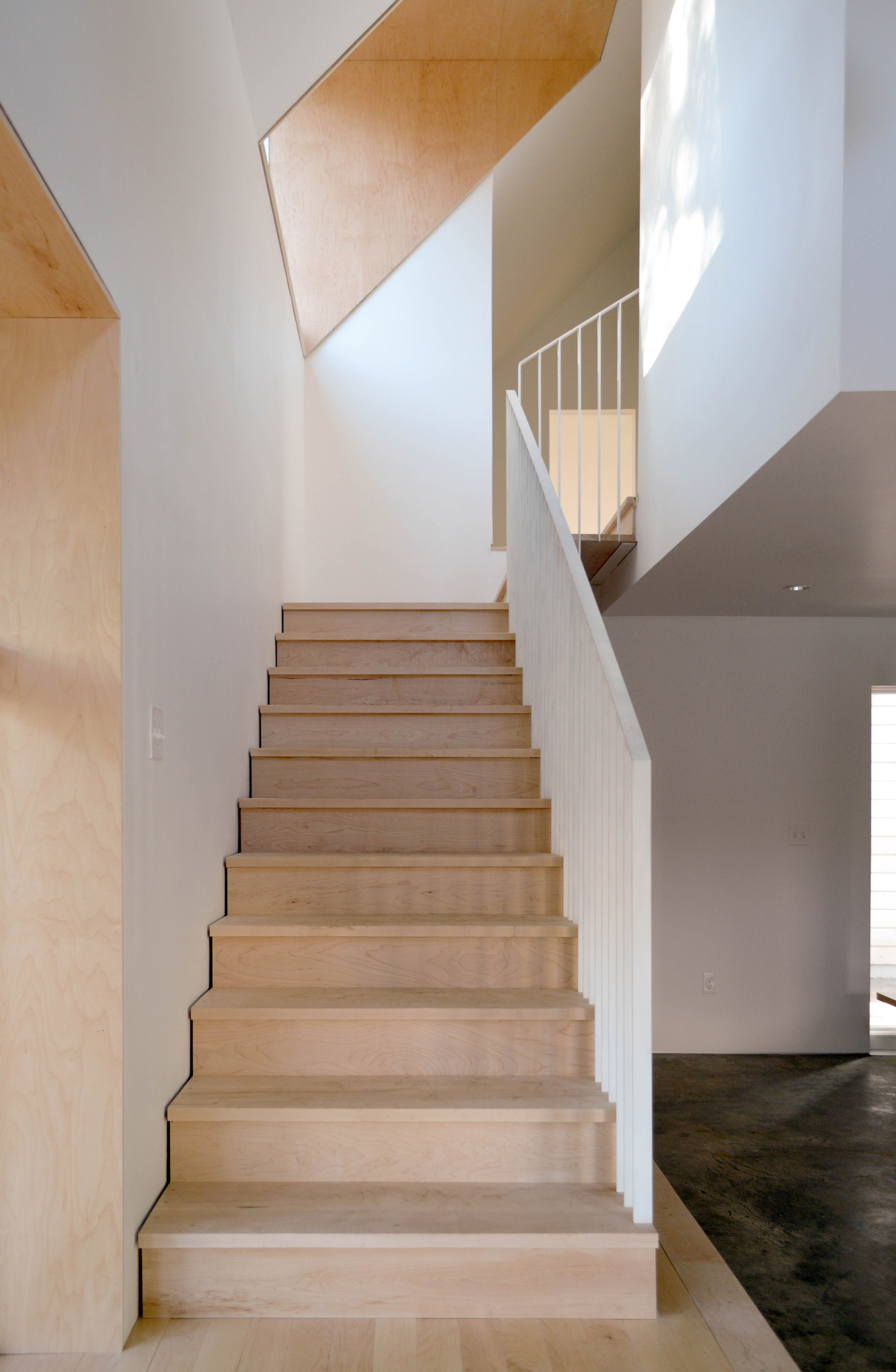 Yale architecture students create dwelling in Connecticut for the homeless-15