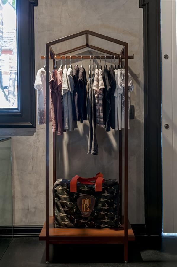 Mini U·S·时尚男童店-6