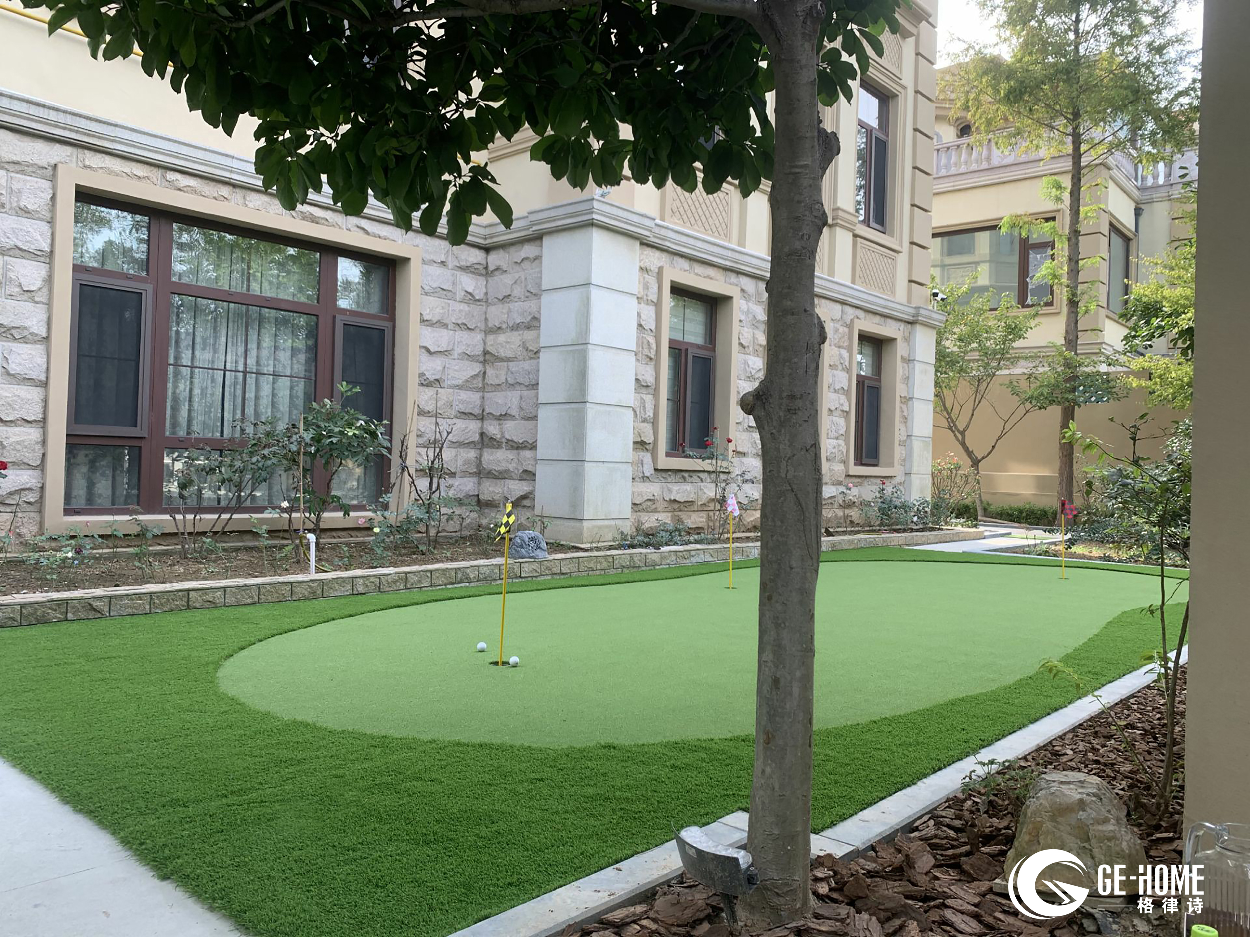 别墅花园空地人工果岭-9