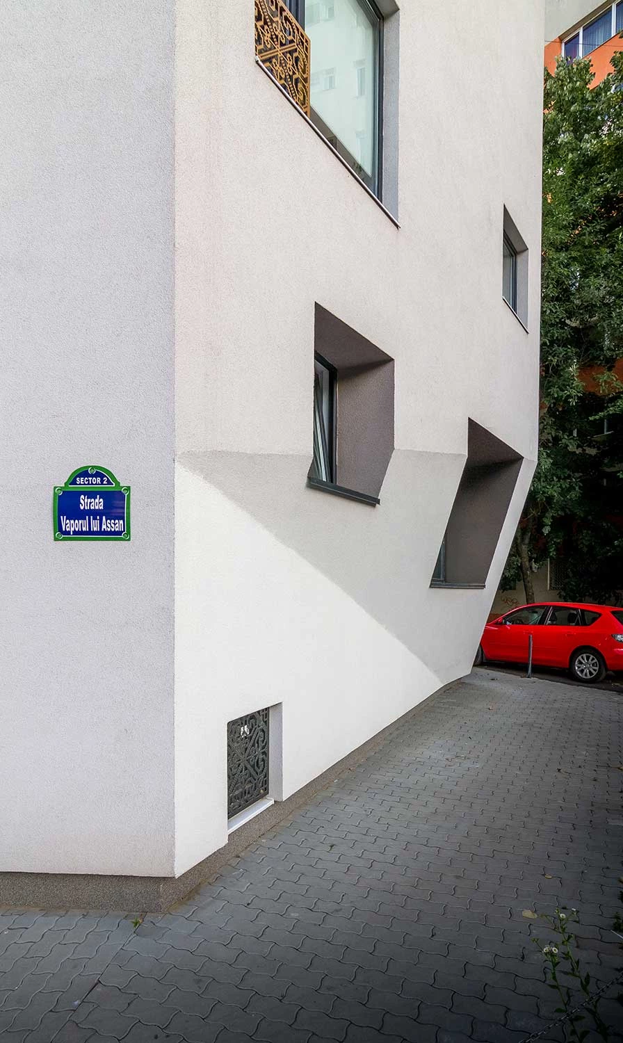 融合传统元素的现代城市别墅-11