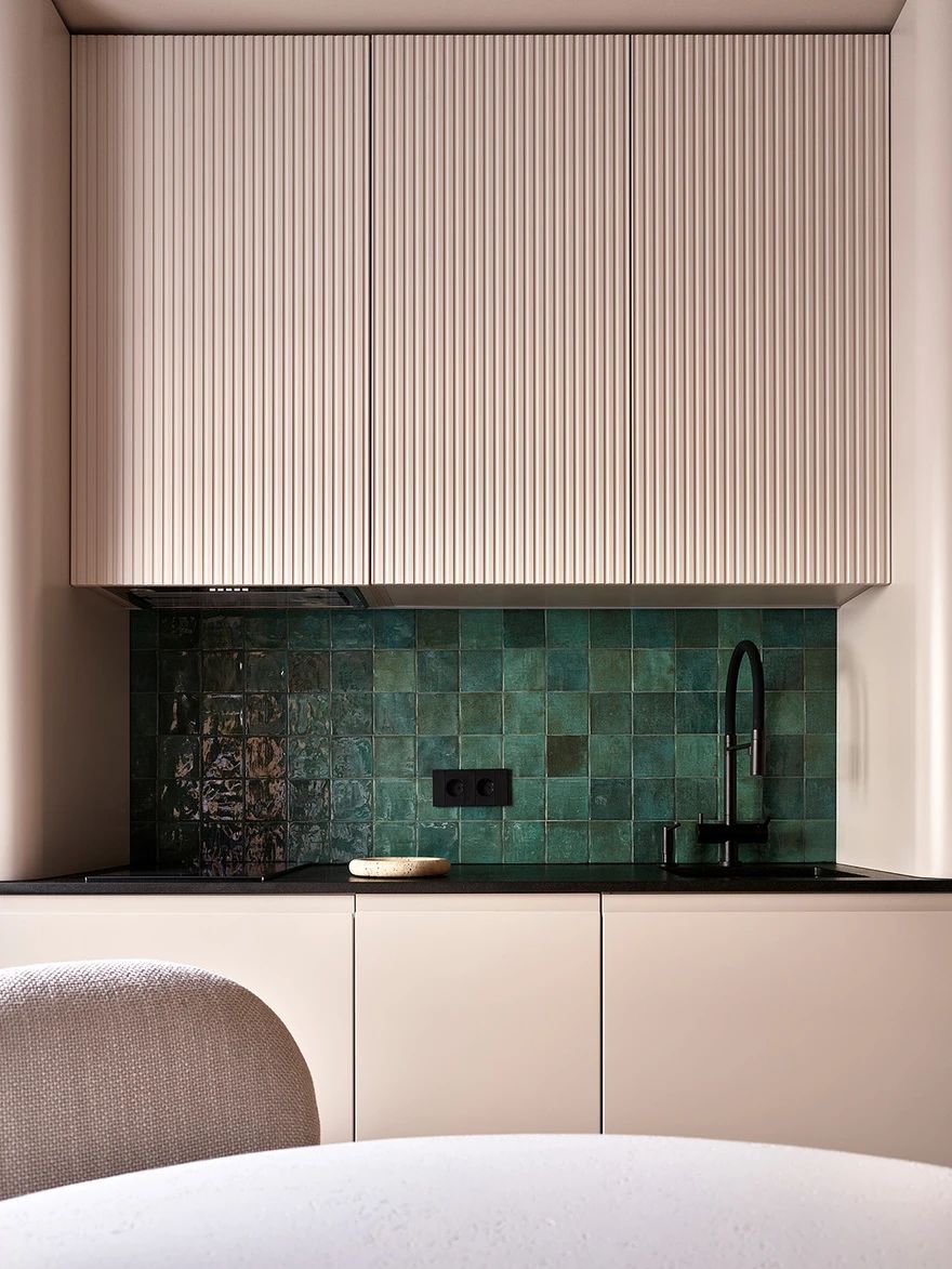 女孩的家丨Andrey Agamirov-8