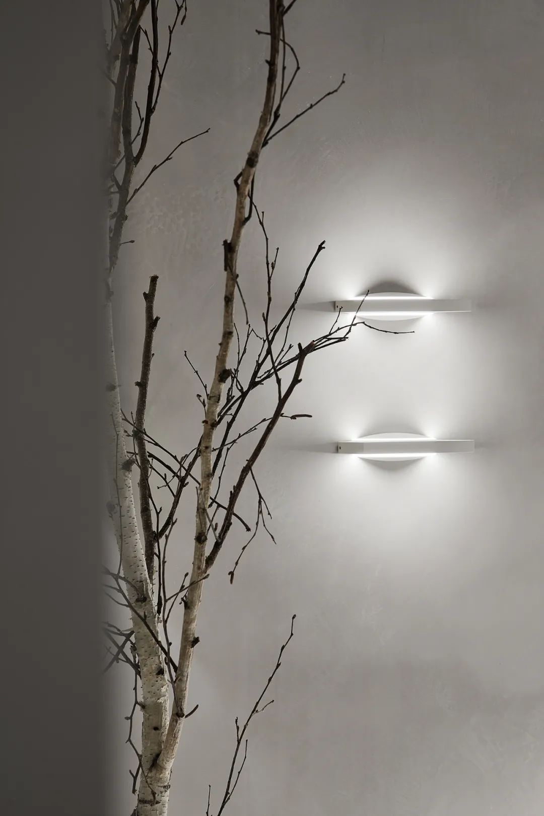 极简高级的白,连结体验世界的桥-66