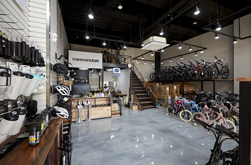 기어스大巴餐厅 | 独特工业风格的 24 平米小空间内饰设计-3