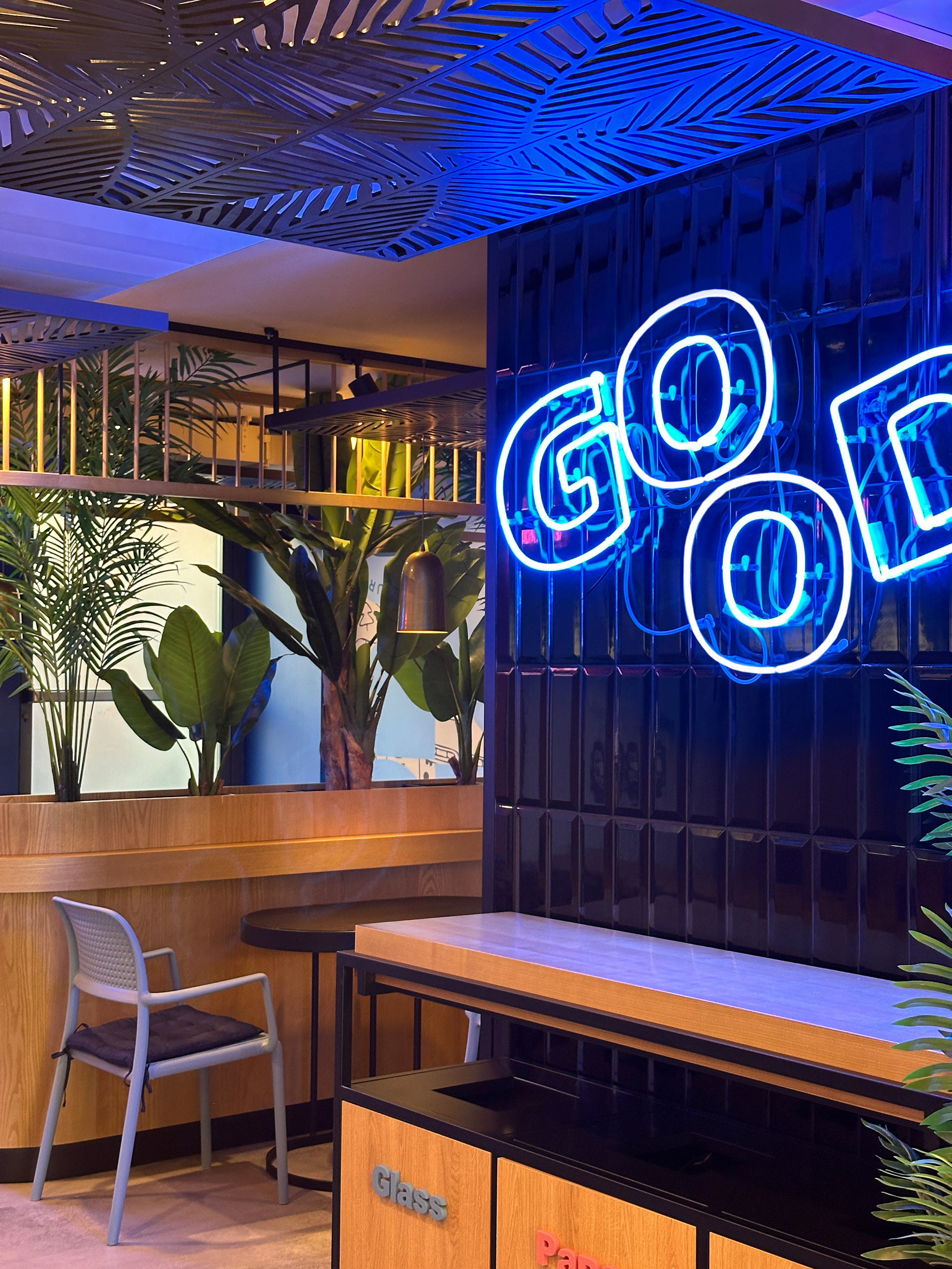 Goody's 汉堡店丨瑞士苏黎世丨Oleg Volosovskiy,Julia Klymenko-26