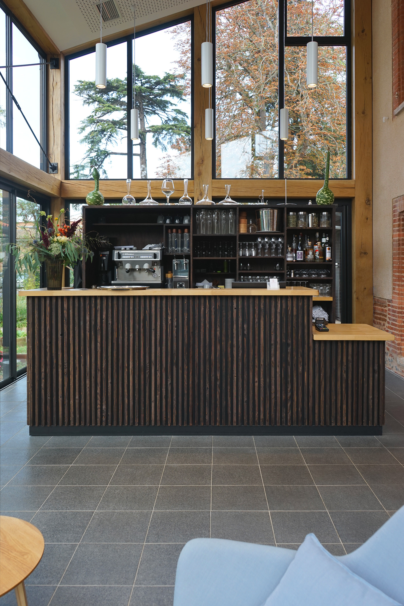 法国乡间自然餐厅,生态与美食的和谐交融-13