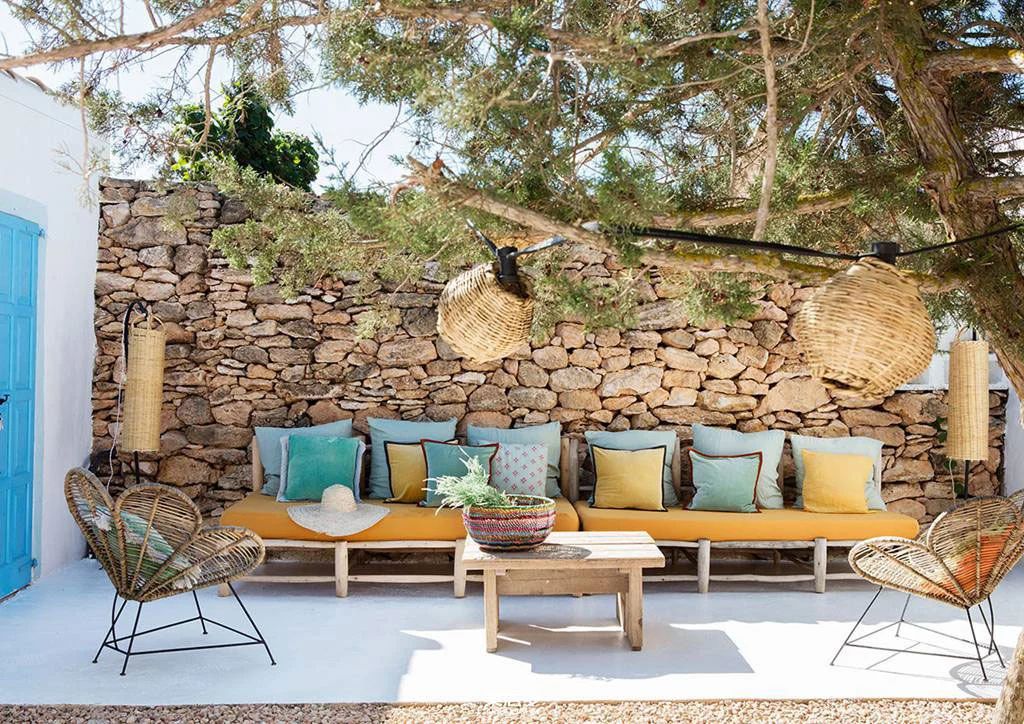 西班牙白色避暑别墅设计-0