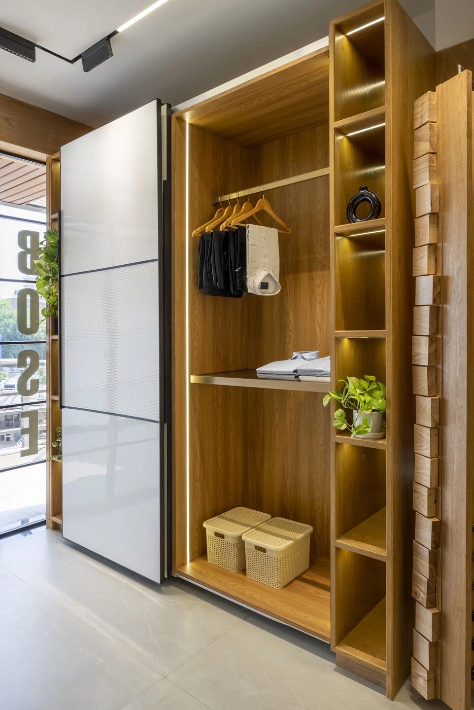 BOSE&OLIVE 硬件体验中心丨印度丨J Architects-38