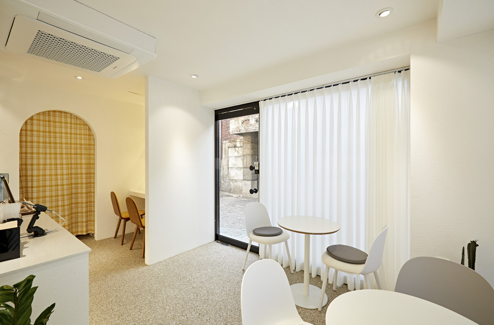 明亮清新的 10 平米小空间设计-8