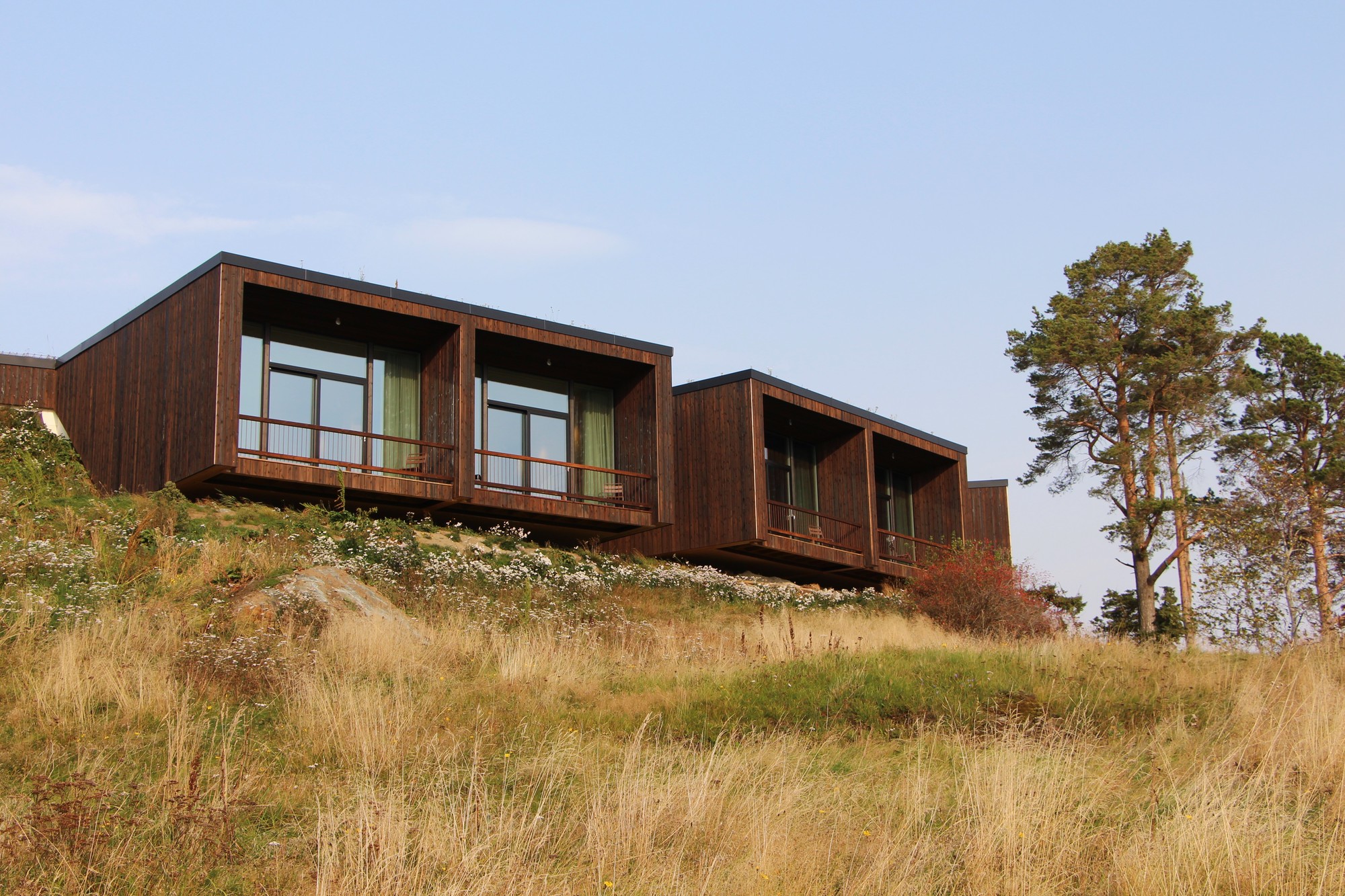 Øyna Cultural Landscape Hotel / Green Advisers AS-21