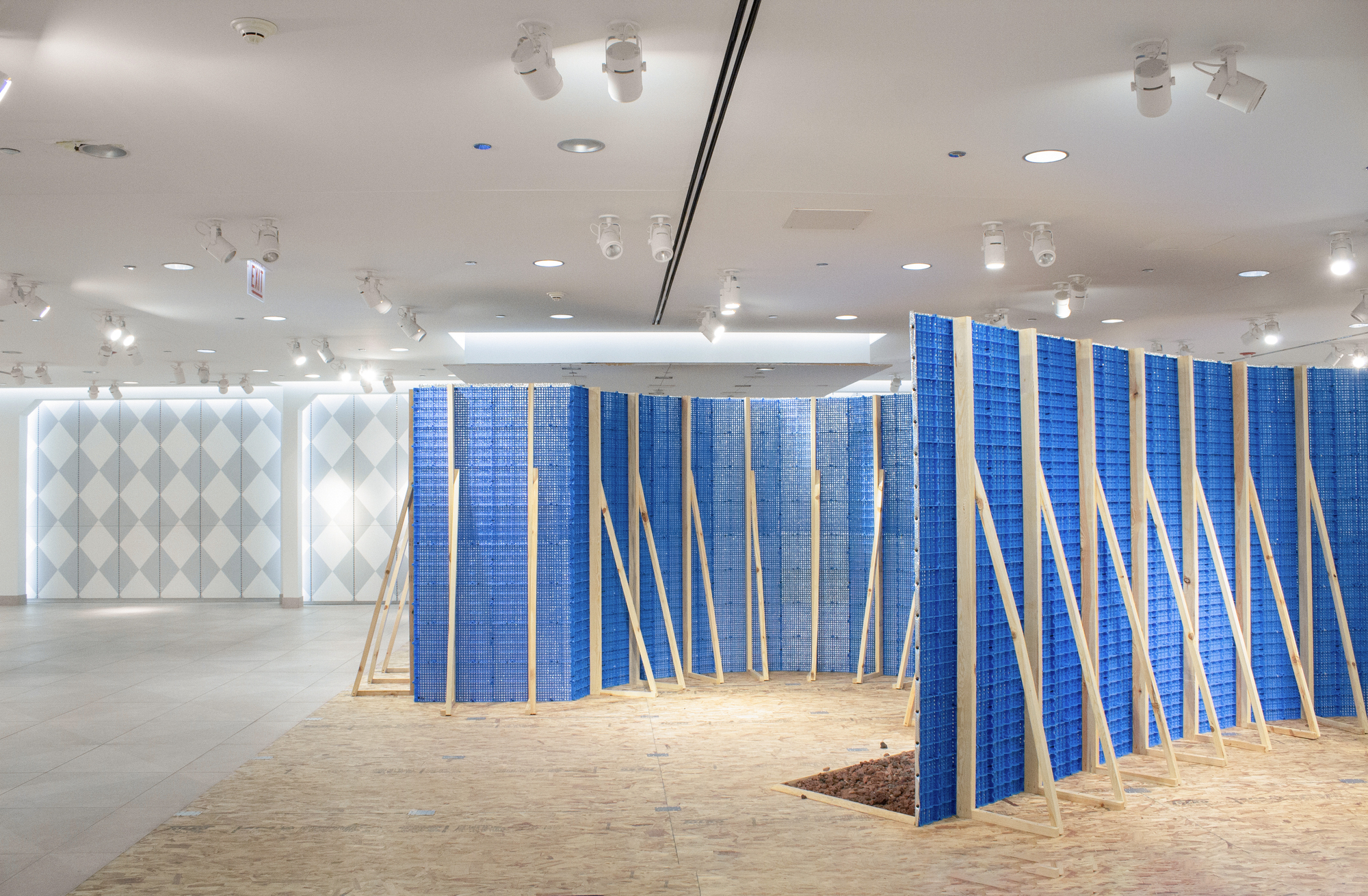 The Embellished, the Transient, and the Critical Installation / Alsar Atelier-12