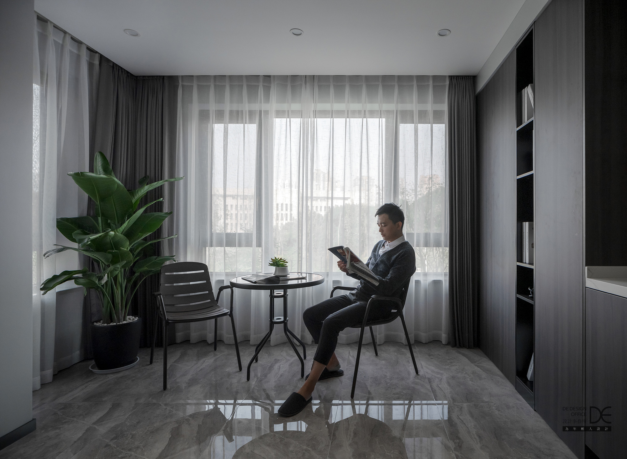 163㎡跃层现代风,三口之家理想生活丨DE 设计师事务所-4