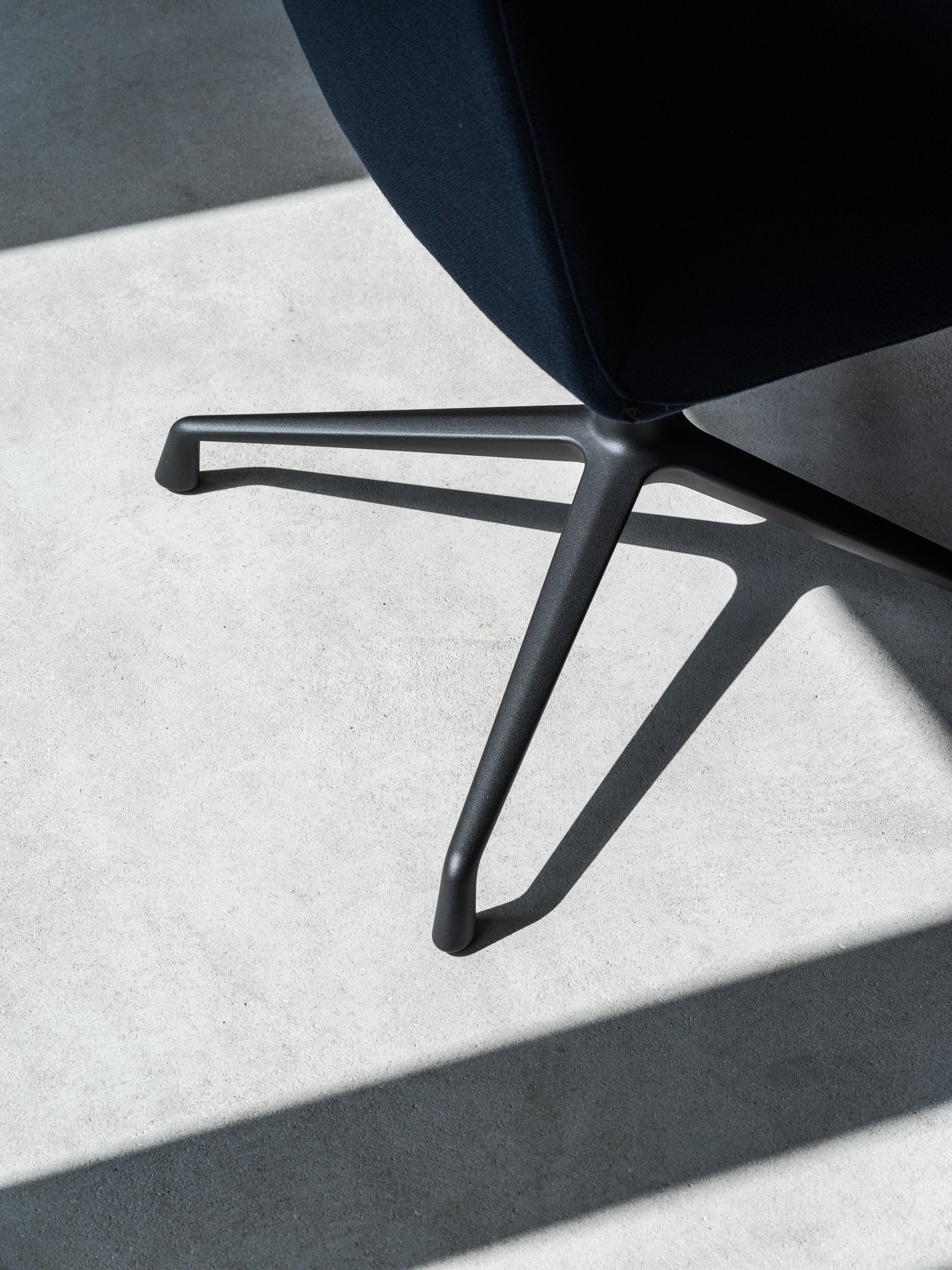 Slow 办公室丨德国柏林丨MVP-9