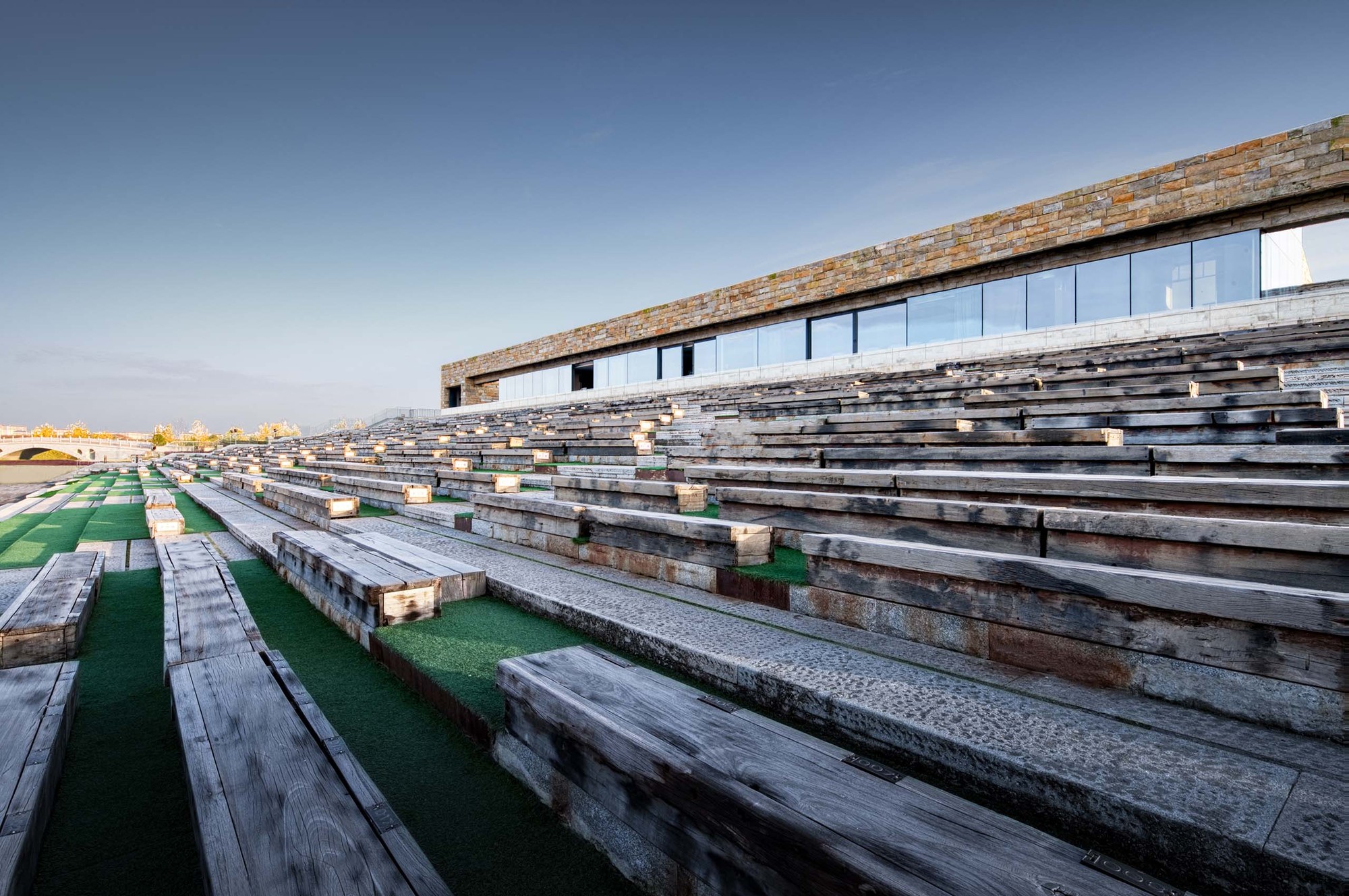 中国兴汉观演台设计丨中国汉中丨凡度设计事务所-31