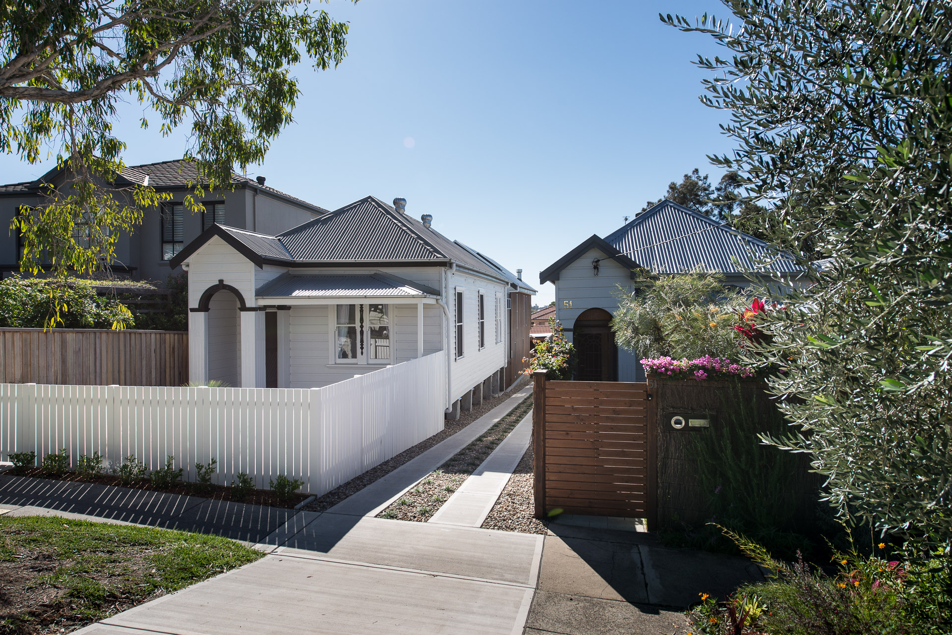 梅雷韦瑟改变 | 海滨旧宅翻新成现代舒适居所-15