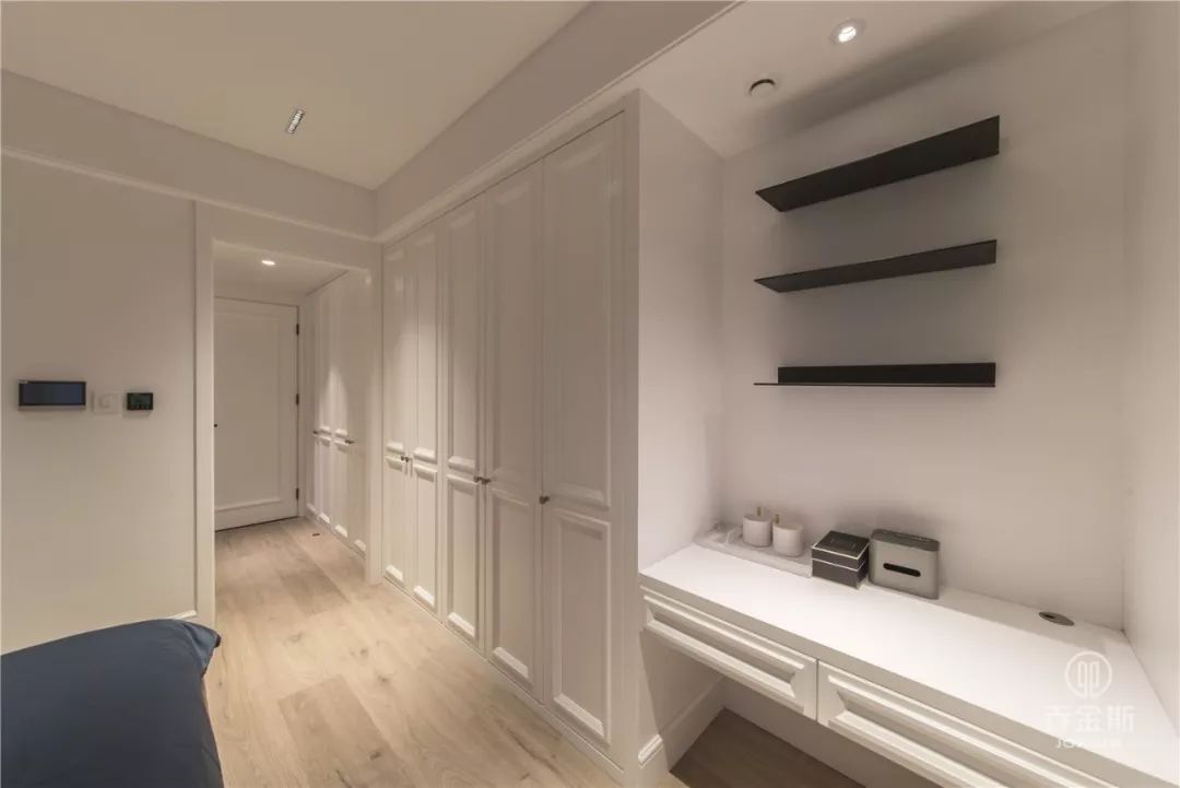 乔金斯打造现代极简顶层复式,演绎生活美学-45