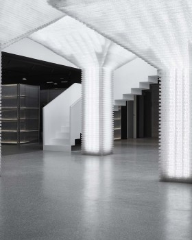Office Warehouse 内的咖啡和阅读空间改造丨中国上海丨HCCH Studio