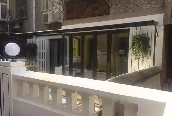 那些曾刷爆朋友圈的“爆改蜗居”，居住一年之后，后续惨状却是…-169