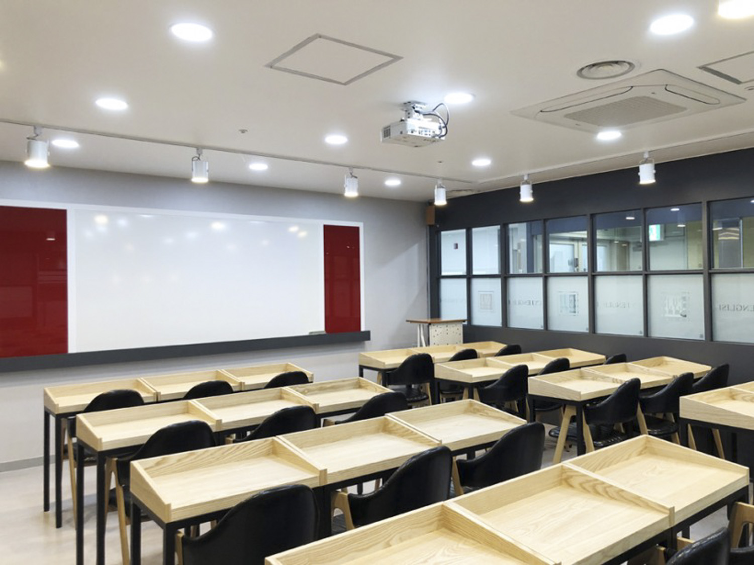 精致简约，100 坪韩国英语学院设计案例-7