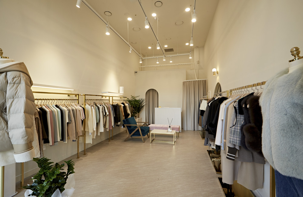 11 坪时尚服饰店 | 现代简约风的空间艺术-4