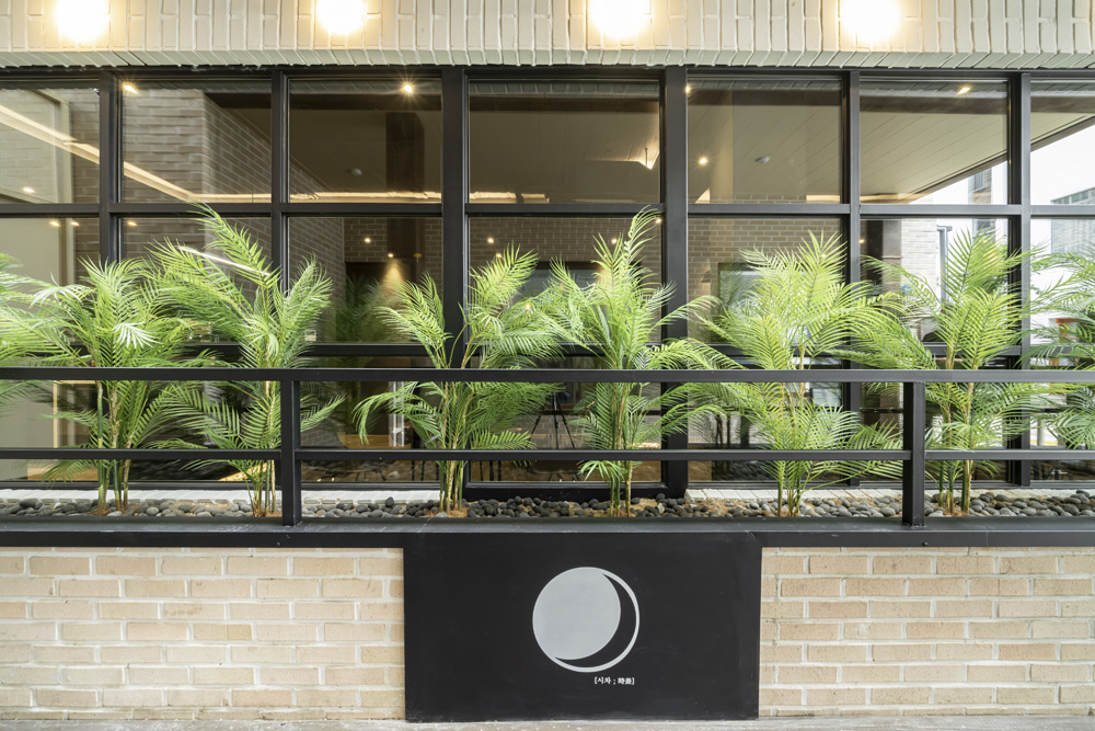 现代简约 13 坪咖啡厅&画室设计-9