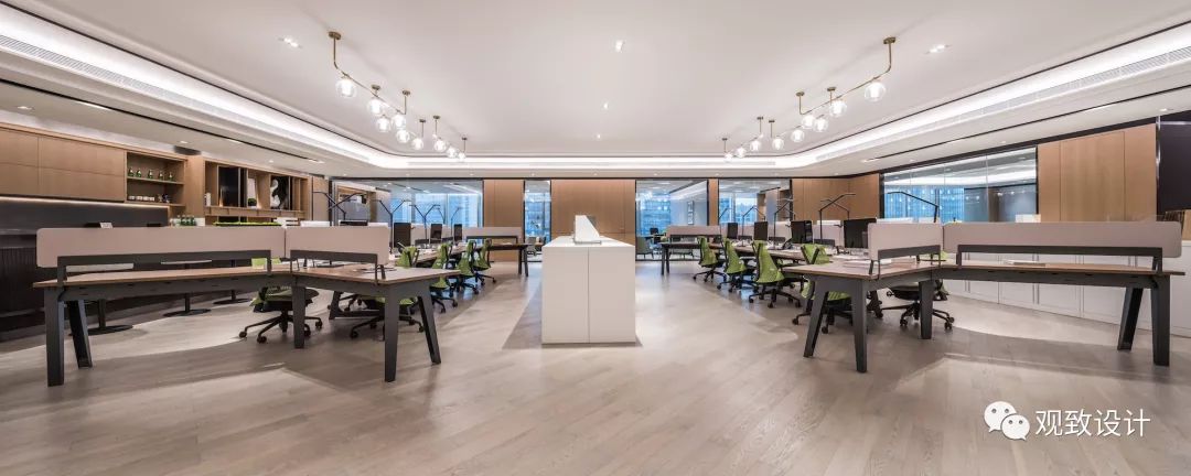 成都中天天盈誉峰 M6 写字楼样板间 | 精英风范的现代办公空间-9