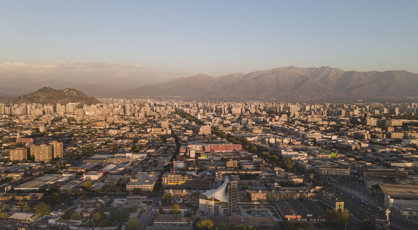 智利圣地亚哥大学商学院建筑设计丨Marsino Arquitectura-26