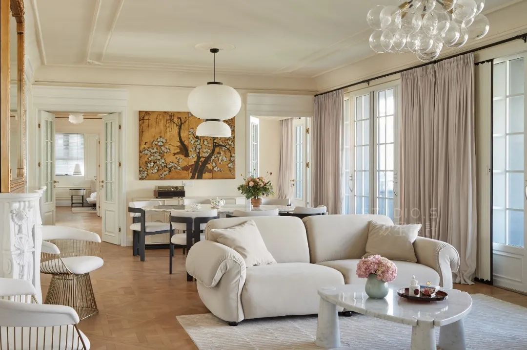 梦幻法式大宅 · 依山傍海的优雅居所丨双宝设计-7