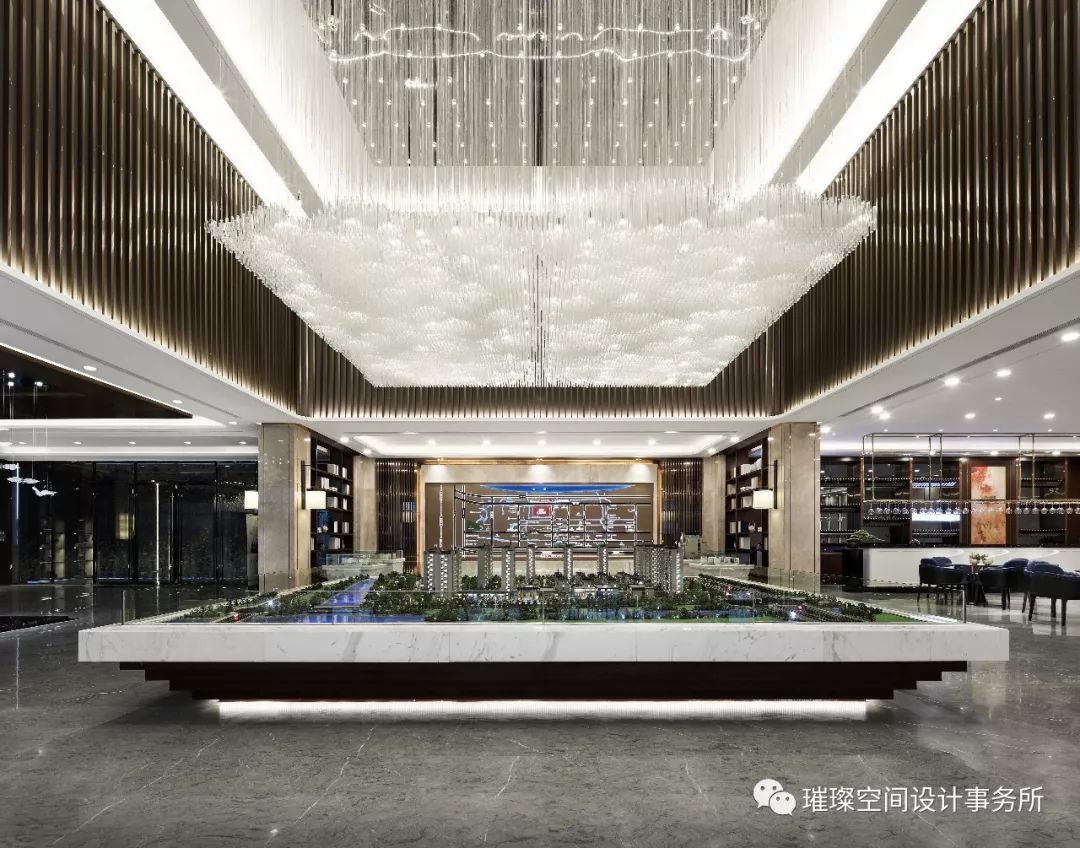 新亚洲艺术风格的水岸蓝庭售楼中心设计-14