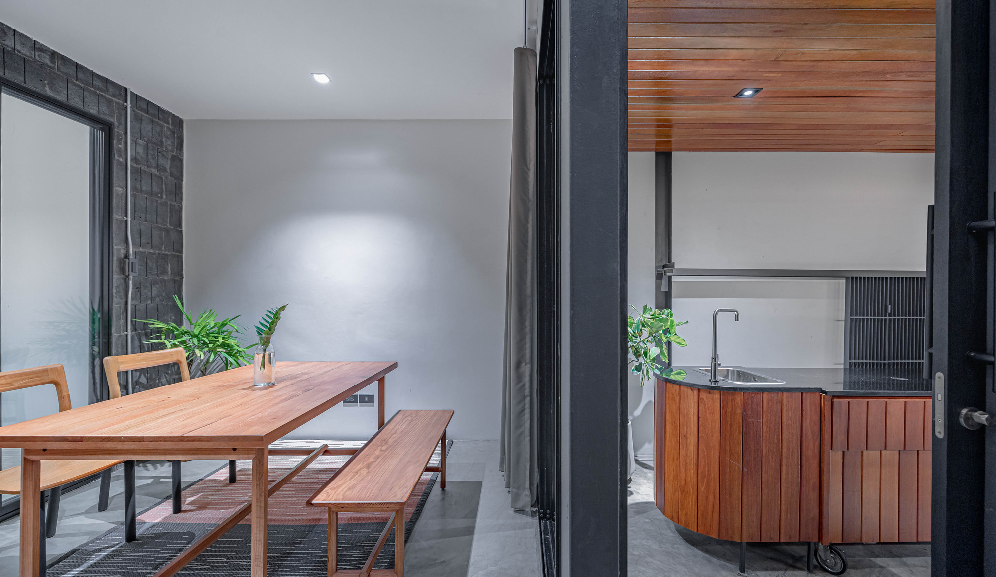 Baan Priggang / BodinChapa Architects-52