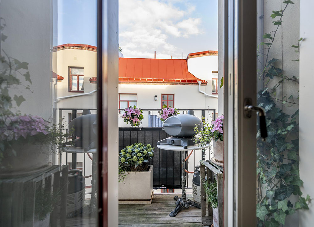 瑞典独特公寓设计，阁楼卧室墙纸亮点-19