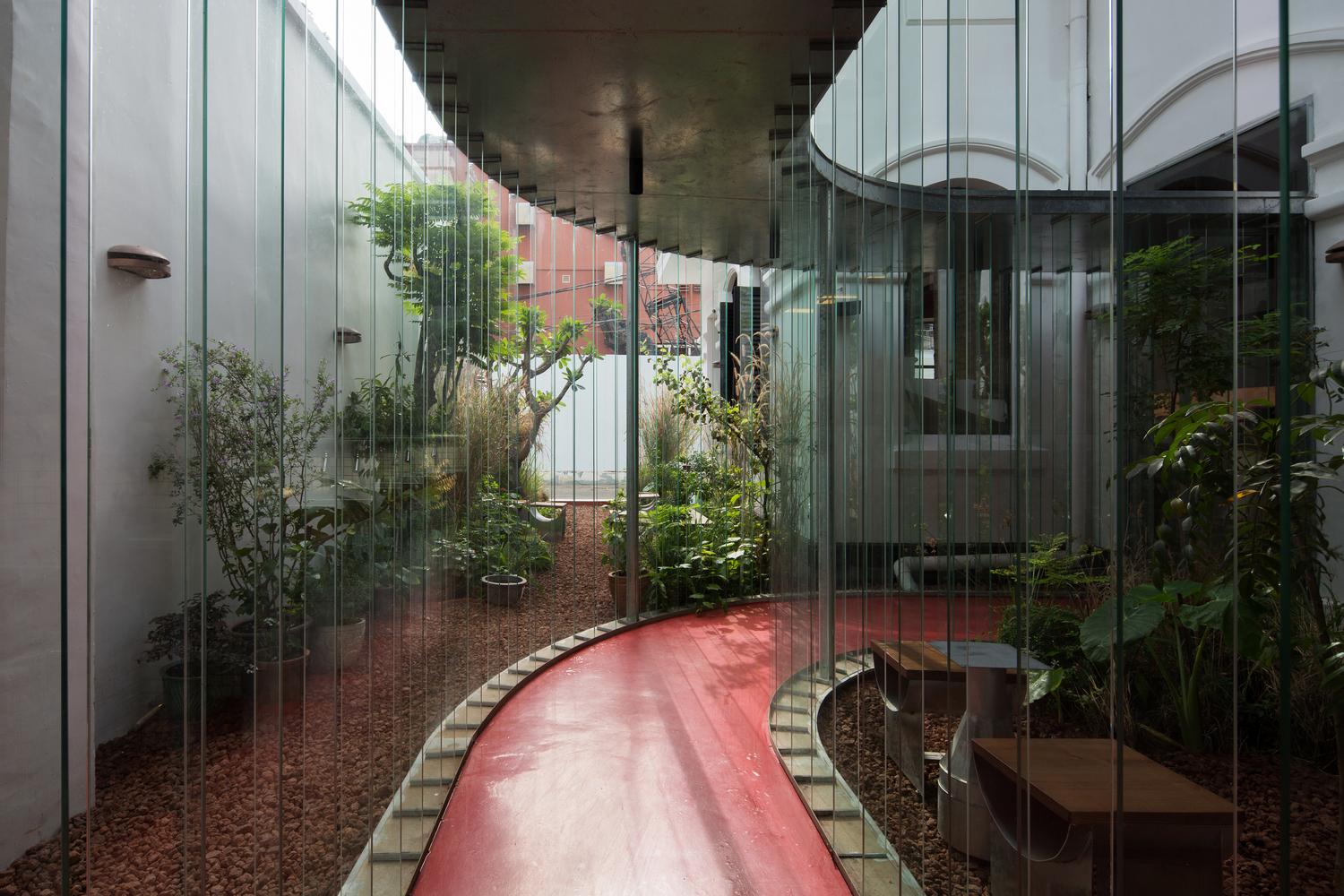 越南 Okkio Duy Tan Caffe 咖啡店设计丨越南胡志明市丨sgnhA-9