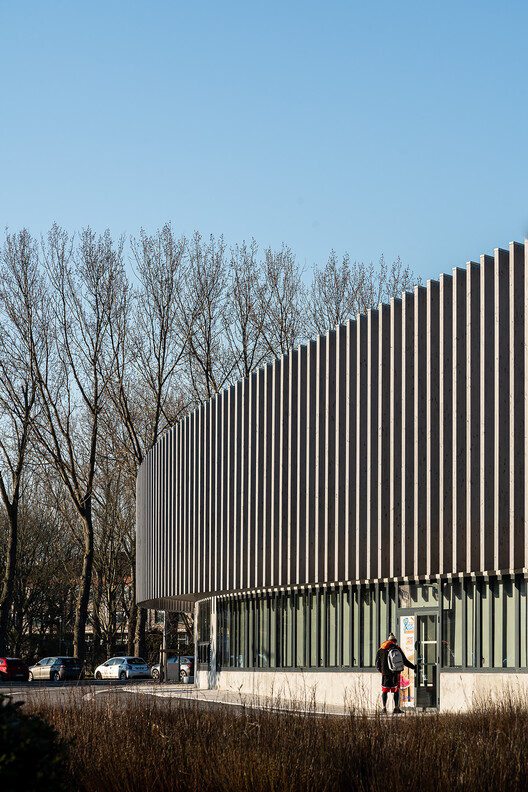 Tribut Stadium 足球场丨法国-16