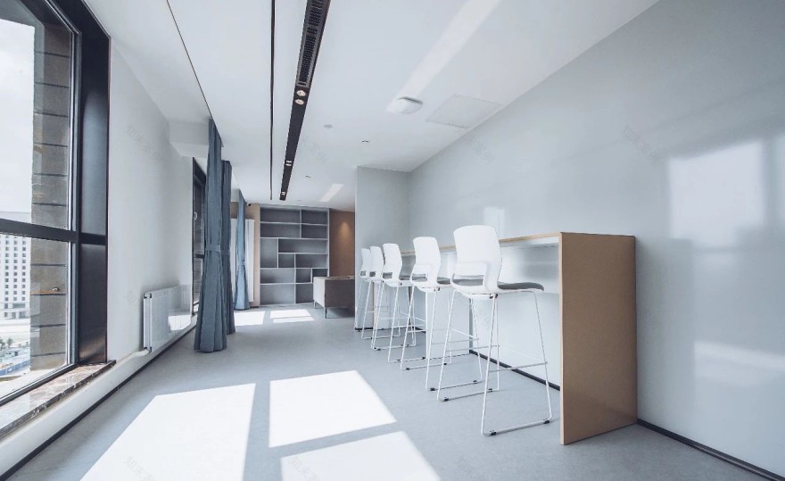 OPPO 呼和浩特总部办公空间 | 极简美学与自然元素的融合-13