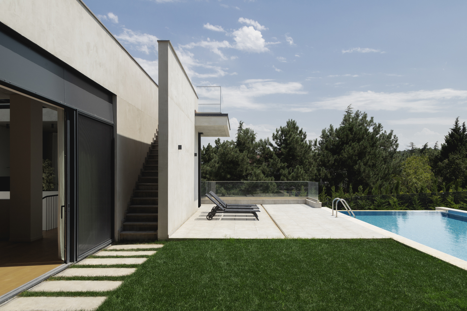 绿意环绕的别墅建筑丨美国丨TIMM Architecture-24