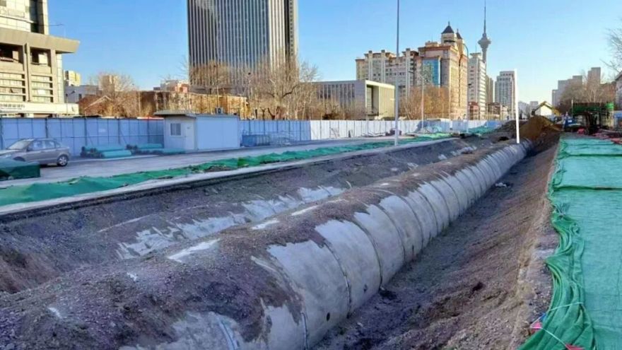 【一线写真】他们在天津“最繁忙十字路口”,完成一场与时间赛跑的“心脏手术”-33