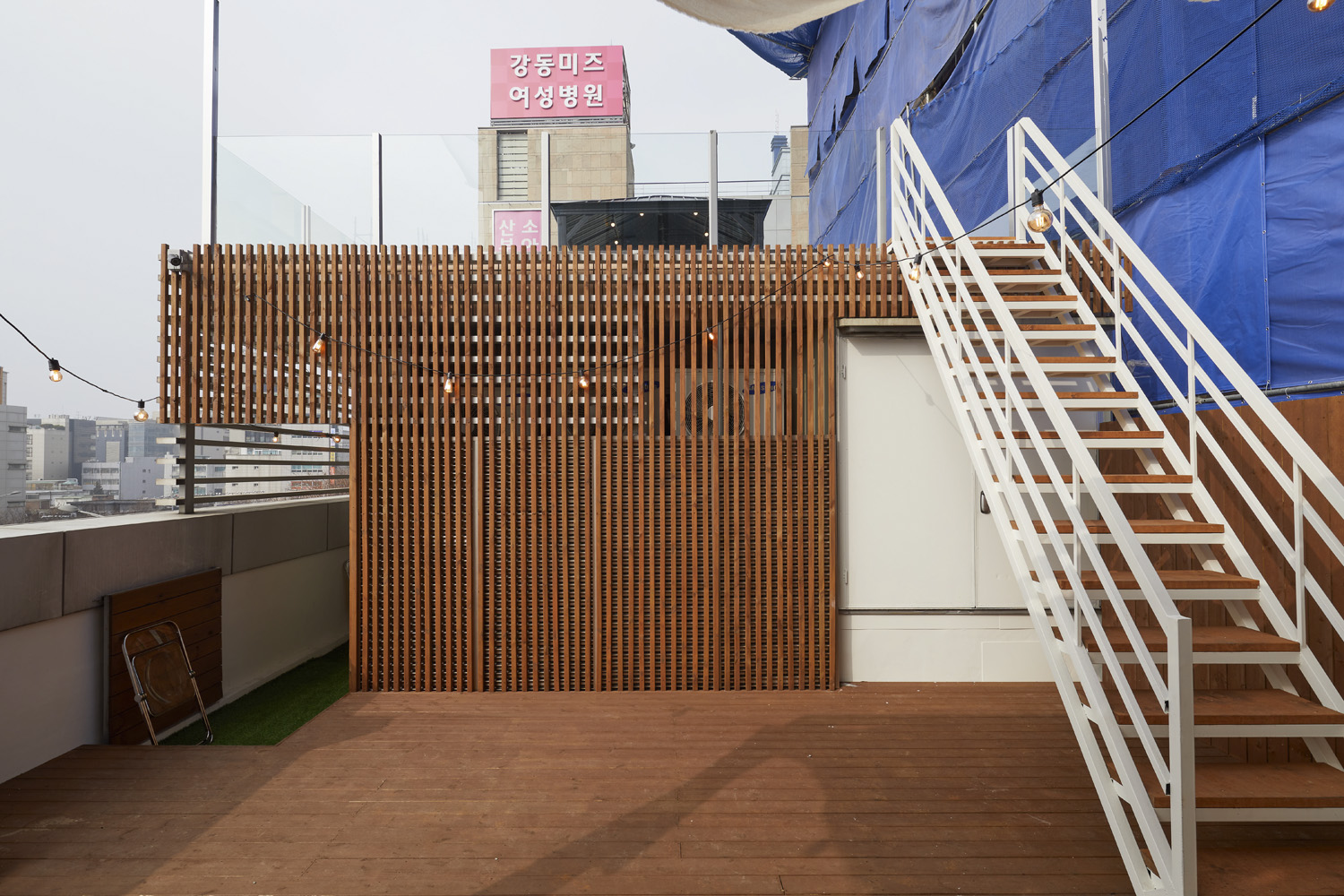 韩国白色&木色现代办公室设计-19