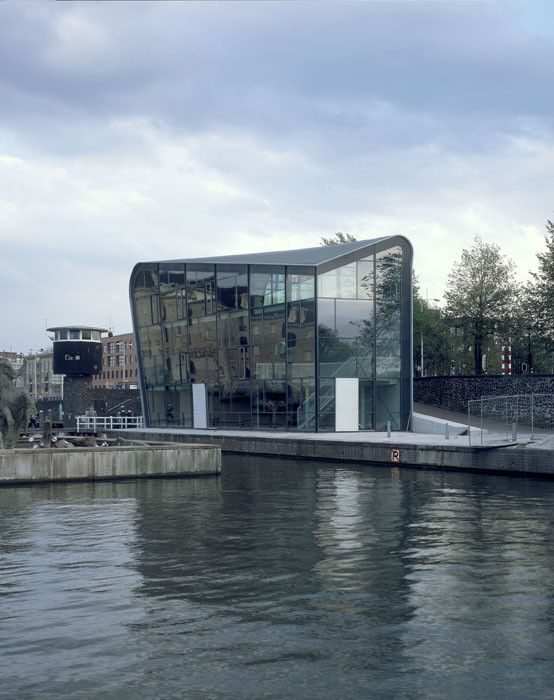 阿姆斯特丹建筑中心 · 创意折叠式立面设计-17