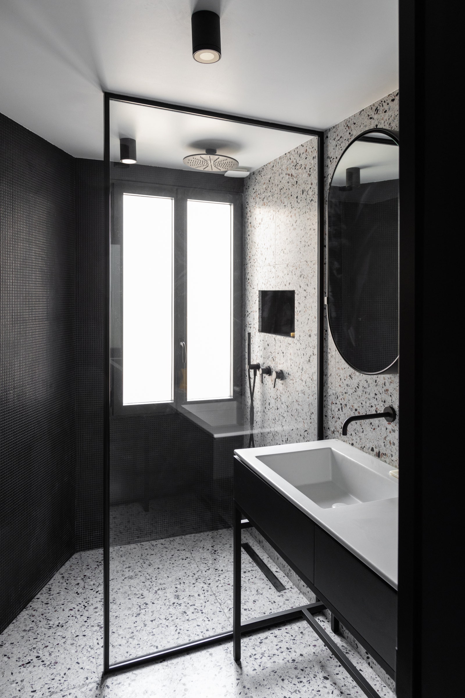 巴黎迷你公寓 | 巧妙设计打造宽敞空间-20