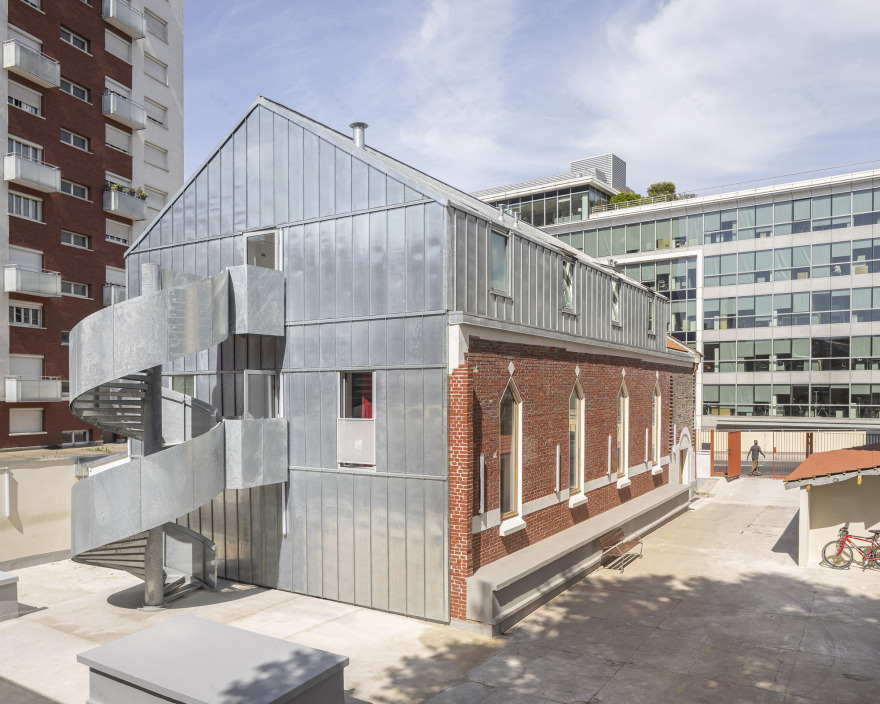 From Old Chapel to Thrift Shop and Social Housing / Tectône-12