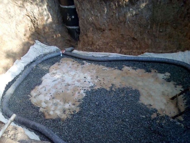 车库与杂物间组合建筑项目-85