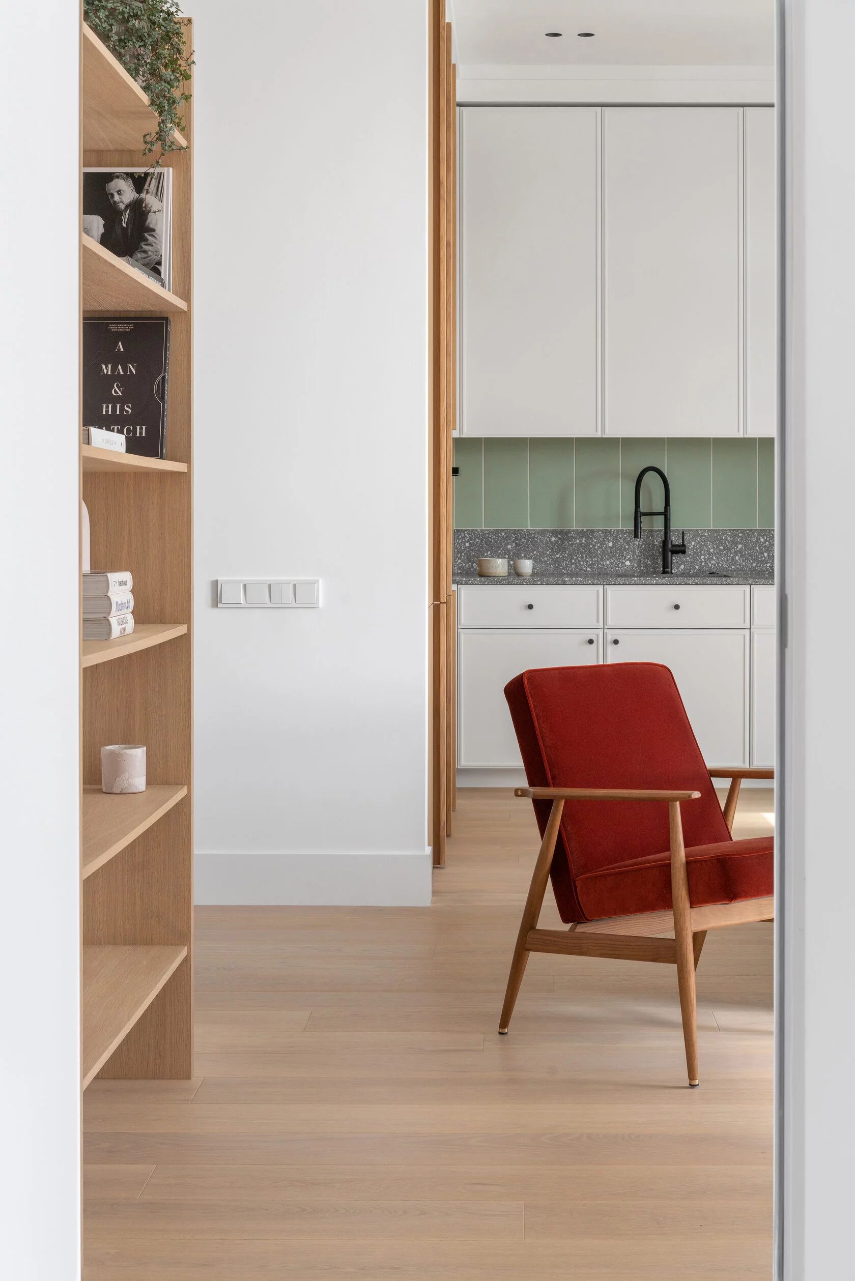 66㎡一居室,用一抹绿点亮整个空间丨俄罗斯莫斯科丨BUREAUSLOVO-29