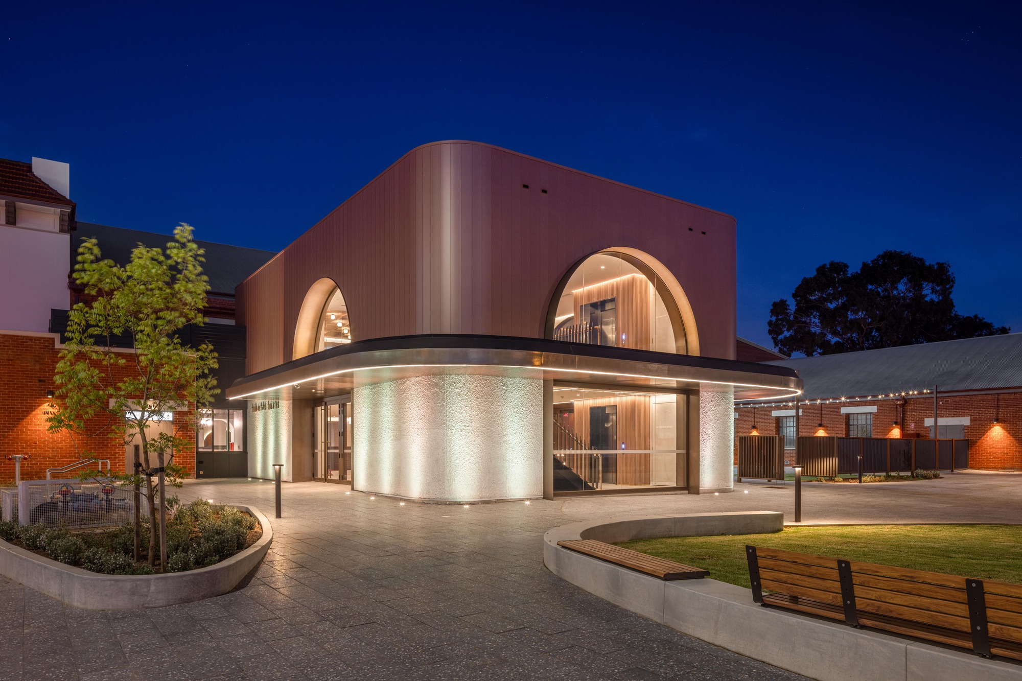 Thebarton Theatre Complex Redevelopment / JPE Design Studio-38