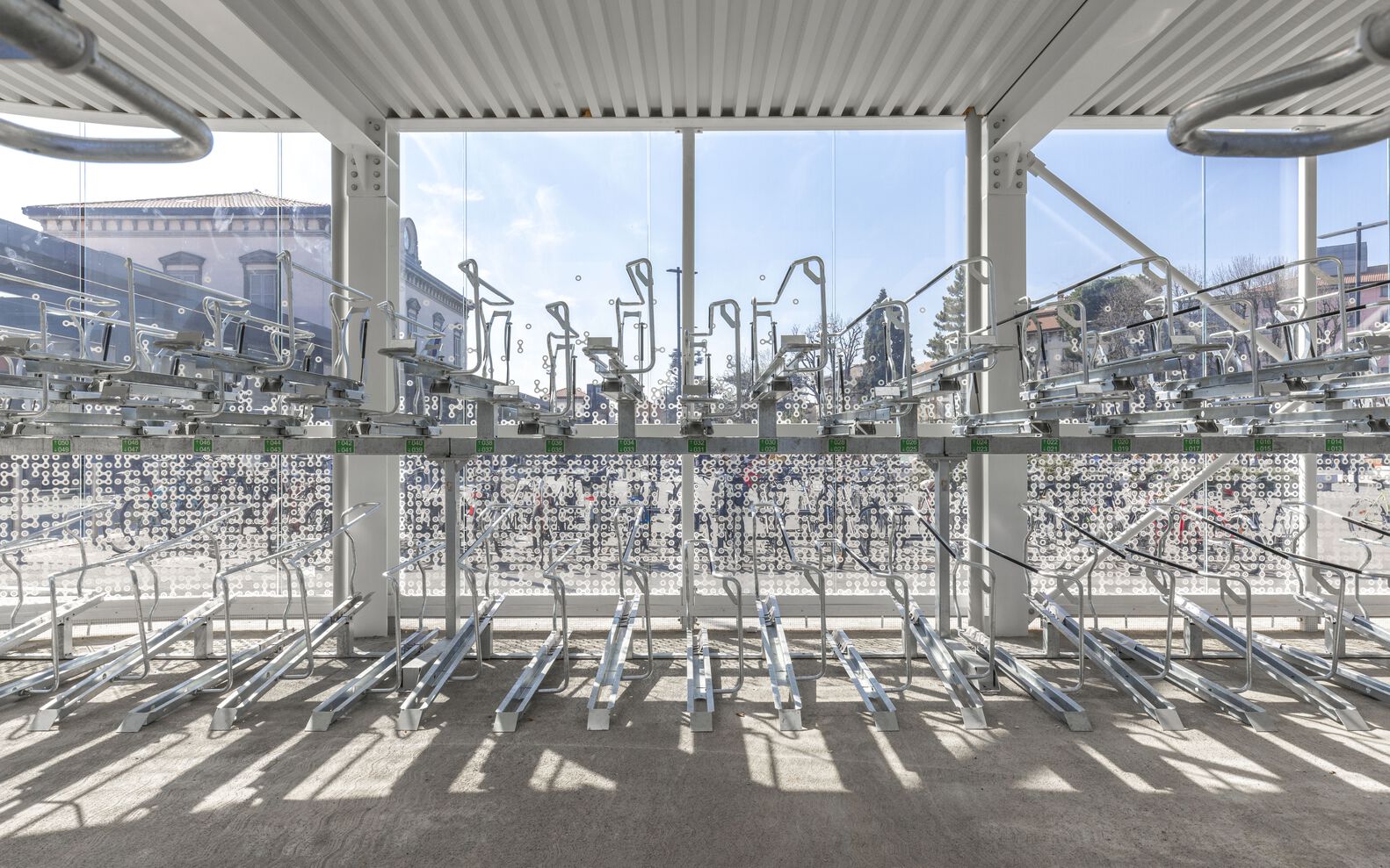 意大利贝加莫发光的自行车站丨Studio Capitanio Architetti-16