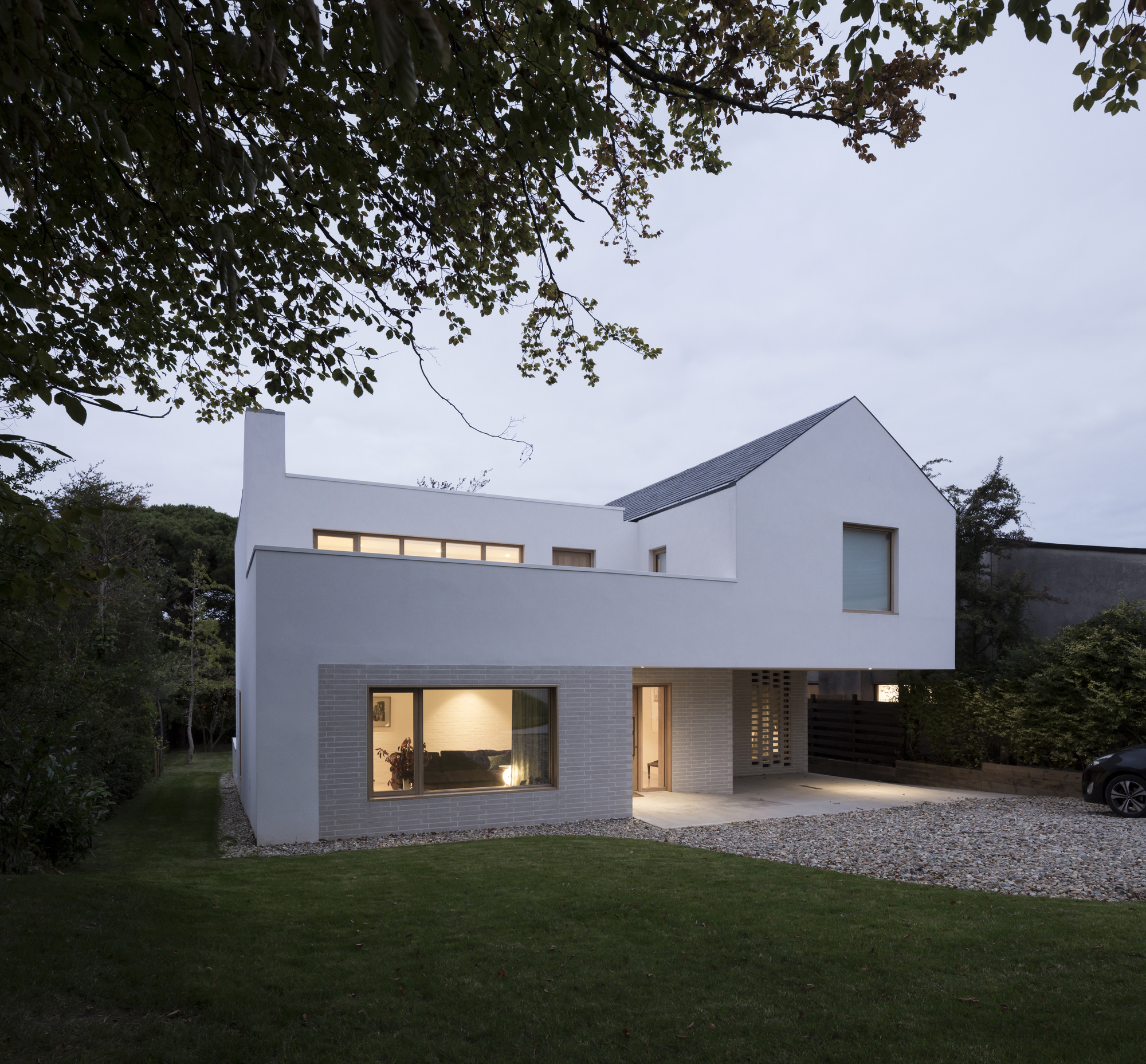 邓德拉姆宅邸-10