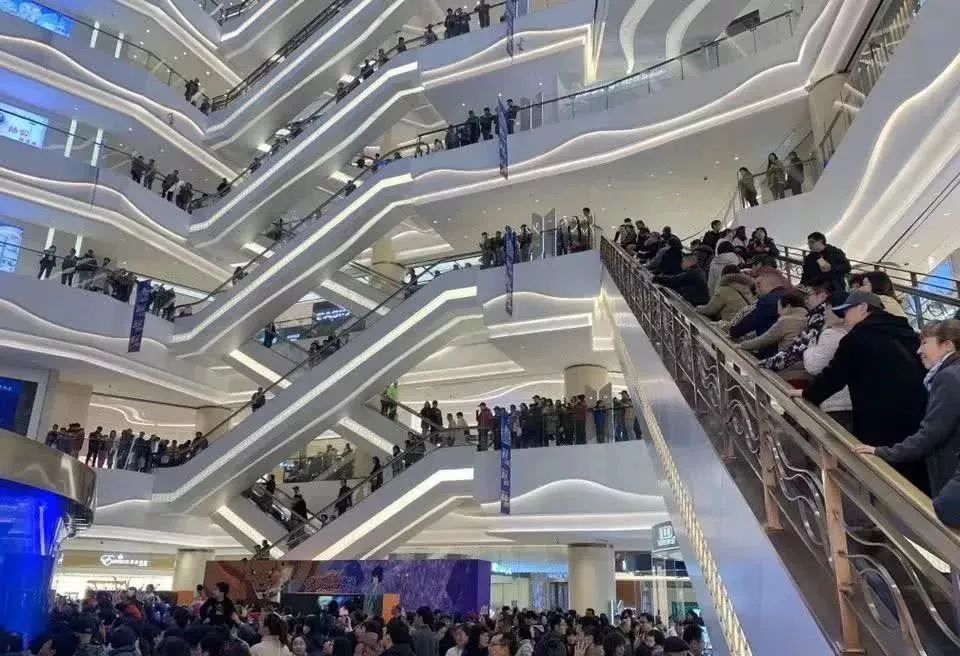 上海新世界城焕新升级，体验式设计引领潮流-79