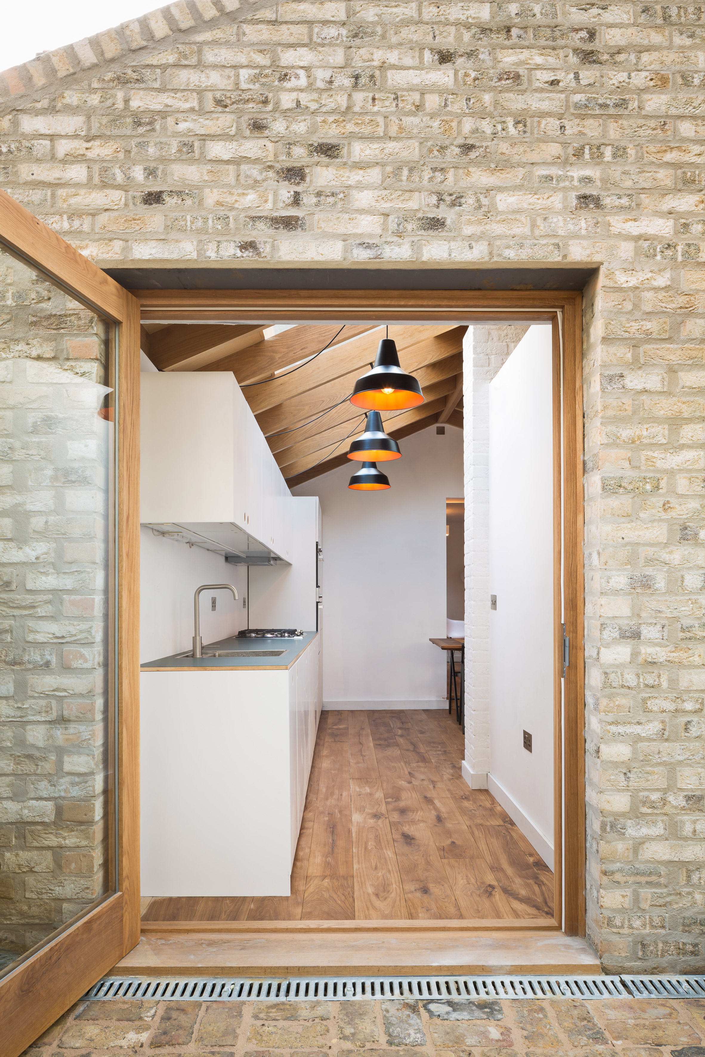 Grey Griffiths Architects' London extension features exposed roof structure-2